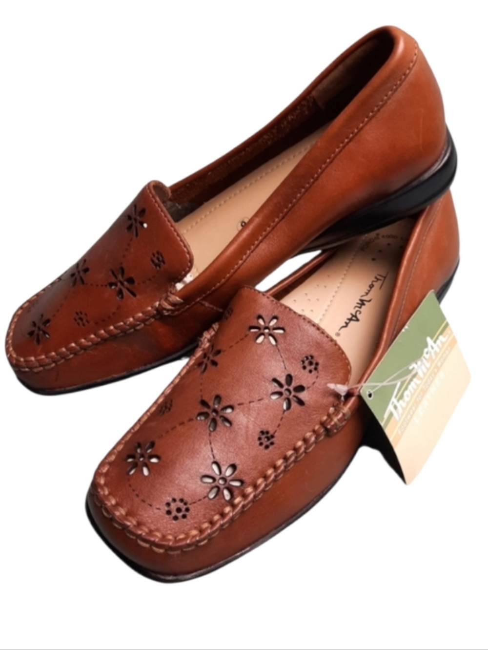 Thom McAn NWT Brown Leather Floral Loafer SZ 6